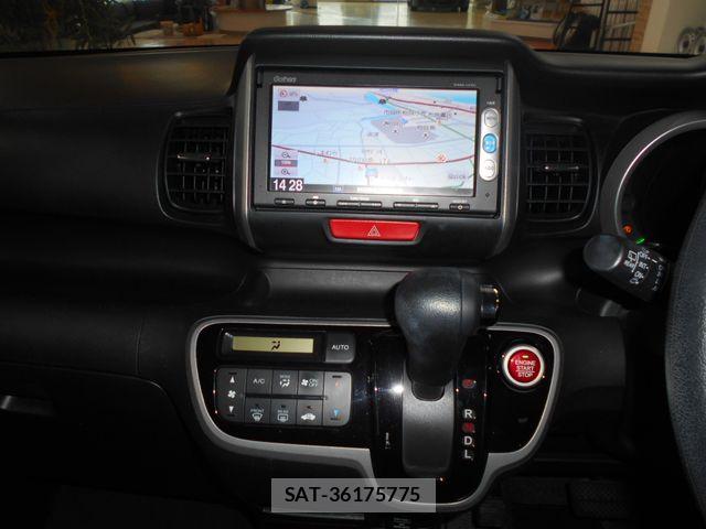 Honda N BOX 2013-10 8871584-13