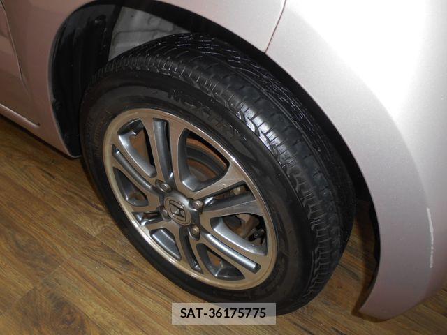 Honda N BOX 2013-10 8871584-23