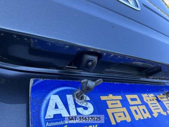 Honda N BOX 2026-05 8871559-10