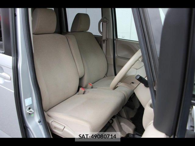 Honda N BOX 2013-03 8871588-9