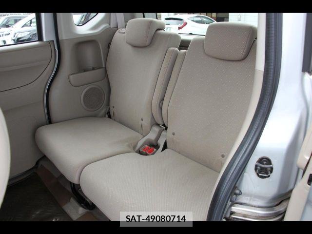 Honda N BOX 2013-03 8871588-12