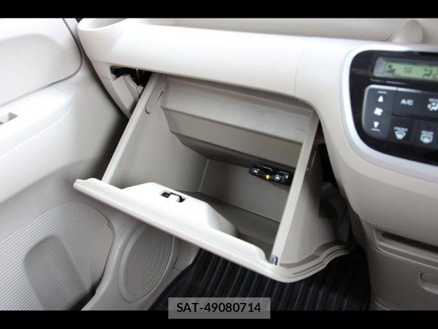 Honda N BOX 2013-03 8871588-25