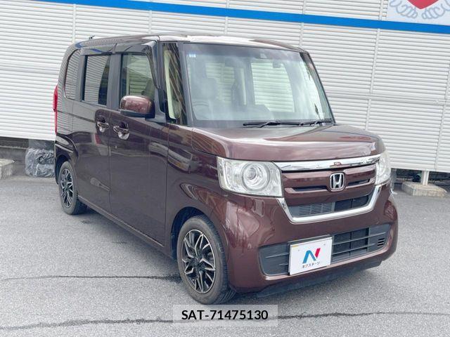 Honda N BOX 2018-02 8871575-15