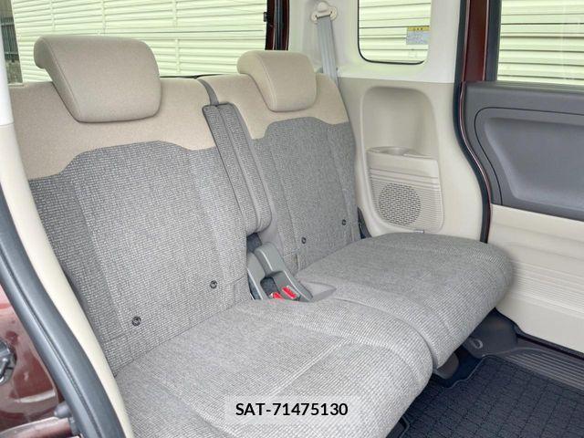 Honda N BOX 2018-02 8871575-8