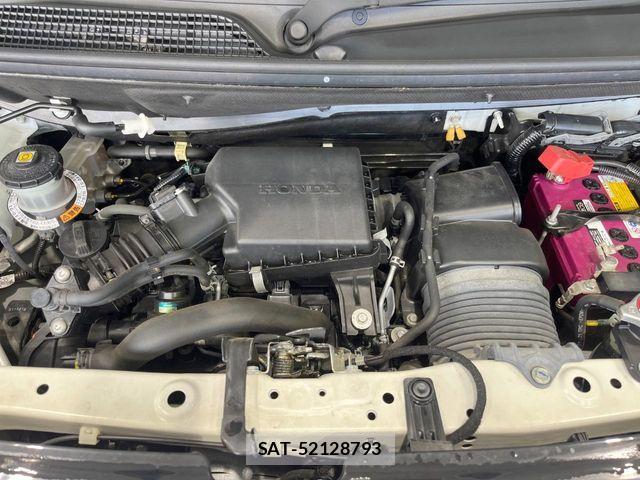 Honda N BOX 2022-02 8871554-17