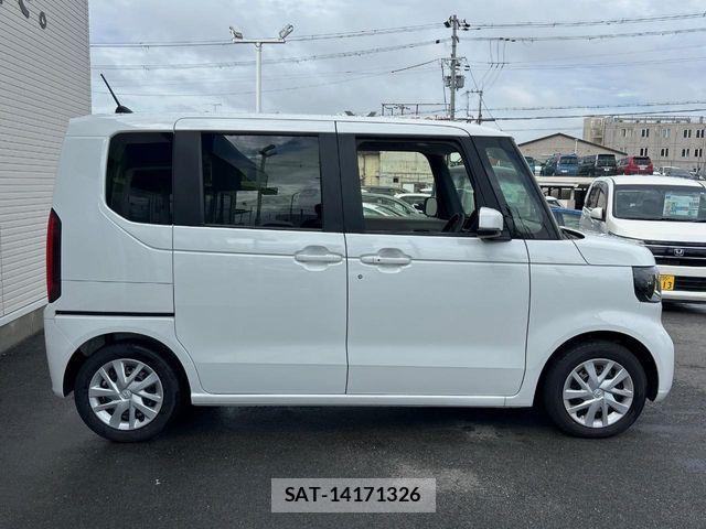 Honda N BOX 2026-02 8871556-15