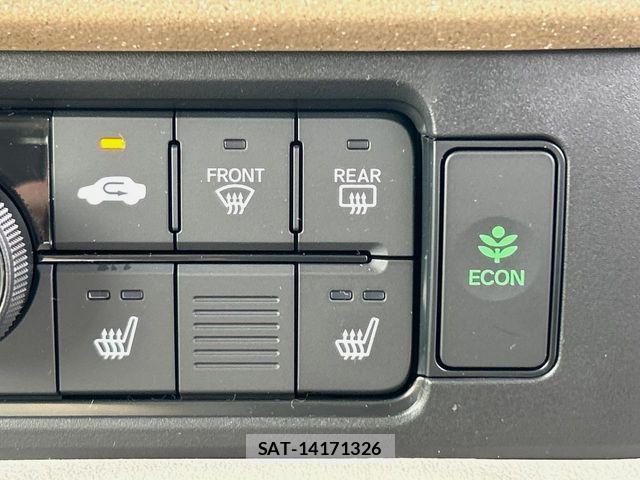 Honda N BOX 2026-02 8871556-8