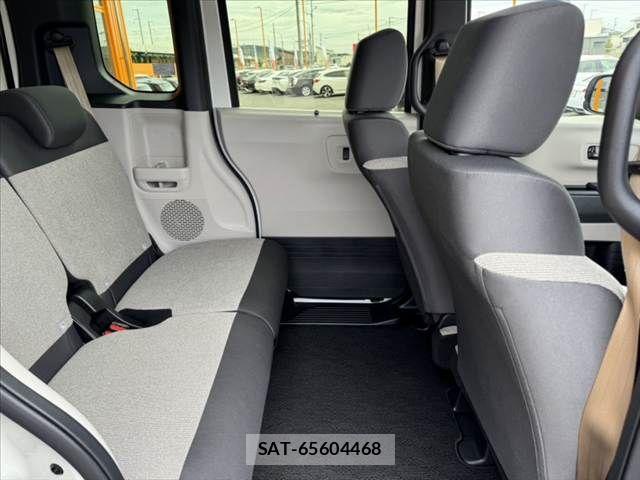 Honda N BOX 2025-08 8881013-16