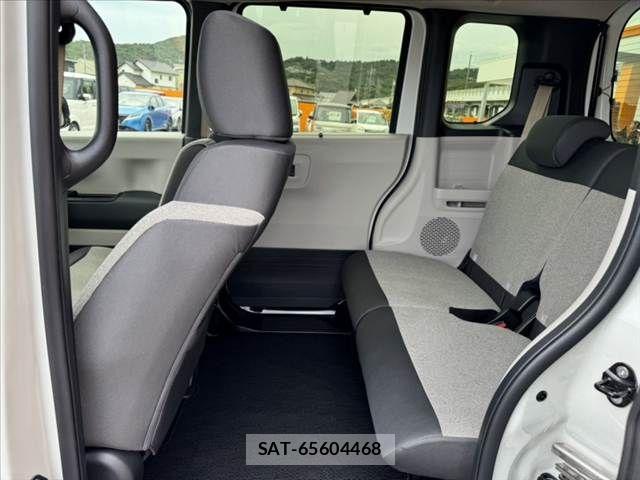 Honda N BOX 2025-08 8881013-18