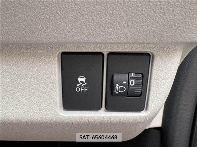 Honda N BOX 2025-08 8881013-25