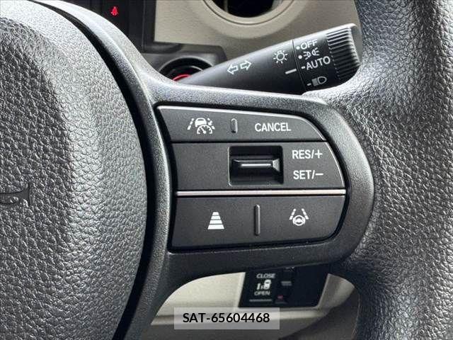 Honda N BOX 2025-08 8881013-4