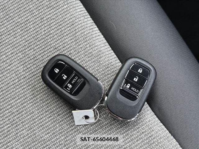 Honda N BOX 2025-08 8881013-6