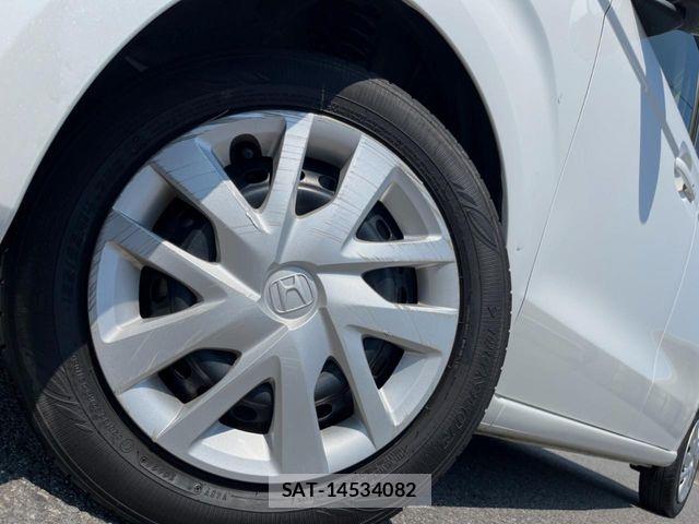 Honda N BOX 2023-04 8881030-13