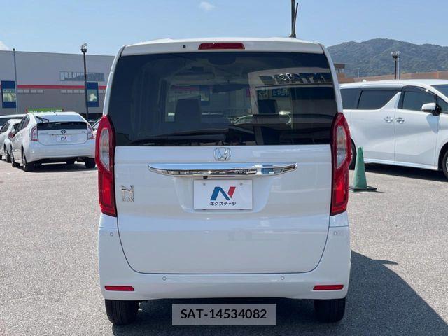 Honda N BOX 2023-04 8881030-15