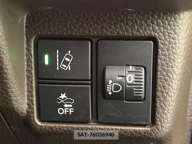Honda N BOX 2022-01 8881018-4