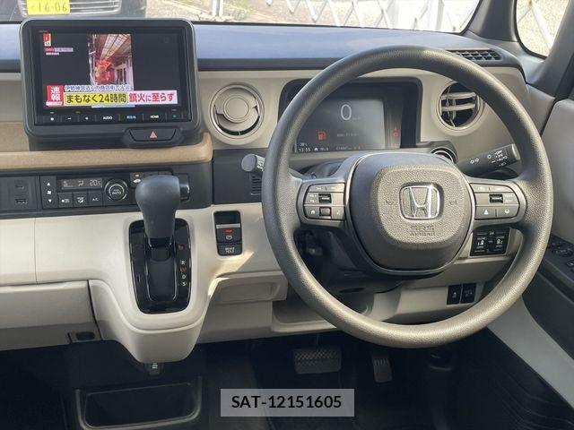 Honda N BOX 2024-02 8881032-12