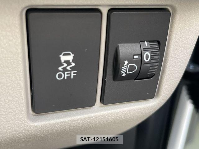 Honda N BOX 2024-02 8881032-15