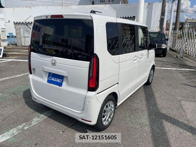 Honda N BOX 2024-02 8881032-3