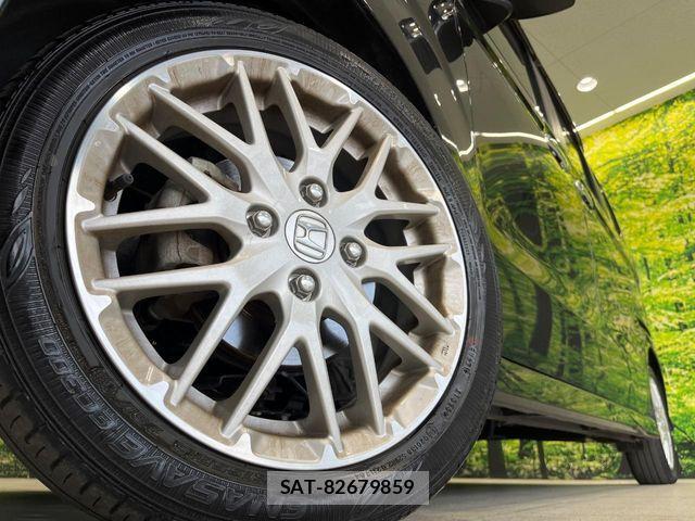 Honda N BOX 2023-05 8881008-12