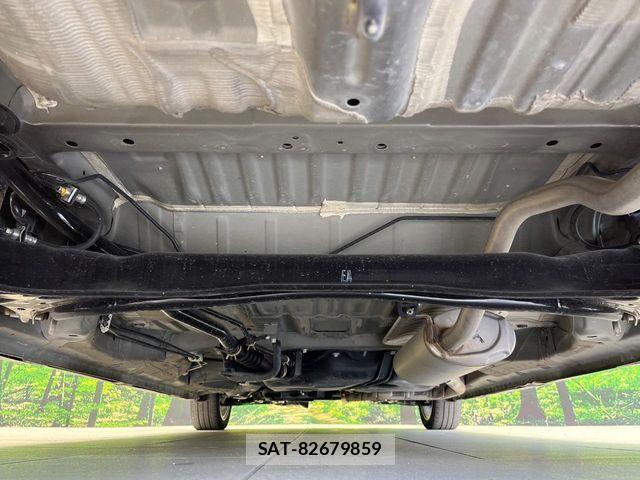 Honda N BOX 2023-05 8881008-18