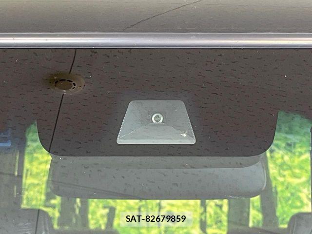 Honda N BOX 2023-05 8881008-4