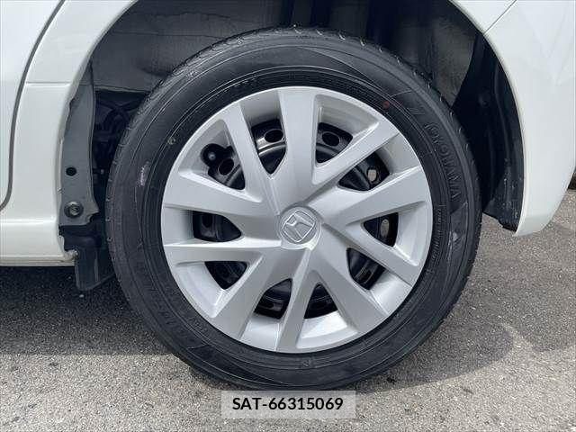 Honda N BOX 2023-09 8881016-12