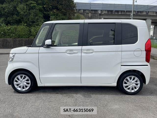 Honda N BOX 2023-09 8881016-19
