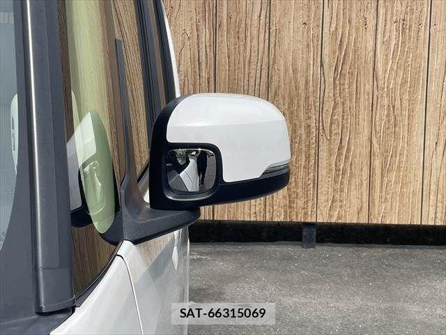 Honda N BOX 2023-09 8881016-23