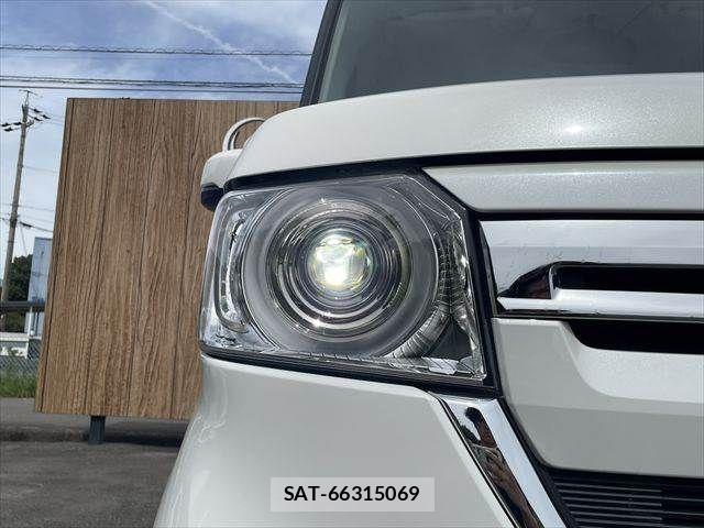 Honda N BOX 2023-09 8881016-27