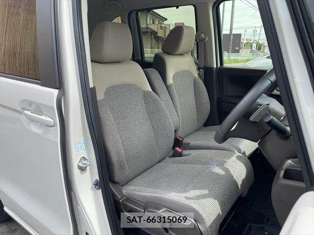 Honda N BOX 2023-09 8881016-7