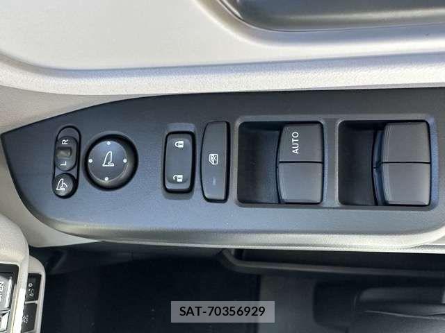 Honda N BOX 2026-07 8881003-15