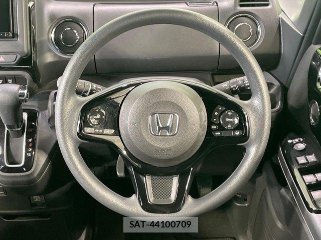 Honda N BOX 2022-01 8881026-10