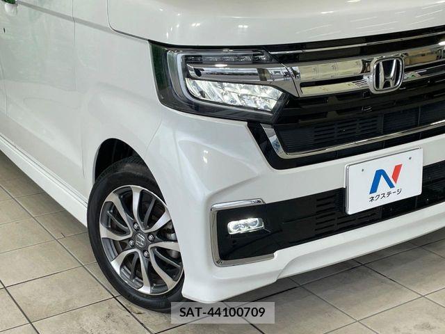Honda N BOX 2022-01 8881026-11