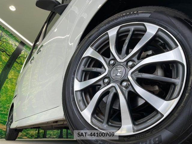 Honda N BOX 2022-01 8881026-12