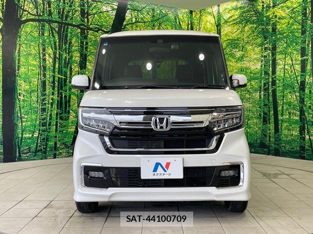 Honda N BOX 2022-01 8881026-13