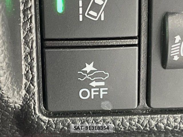 Honda N BOX 2022-01 8881037-5