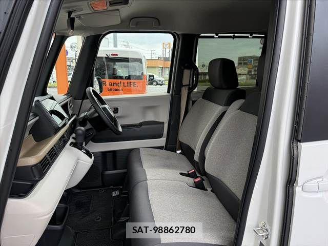 Honda N BOX 2025-08 8881014-16