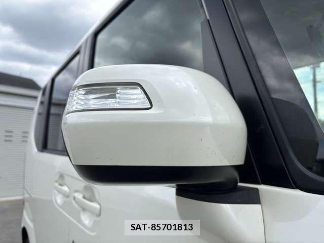 Honda N BOX 2013-03 8881069-10