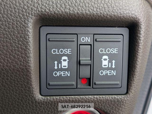 Honda N BOX 2021-05 8881028-10