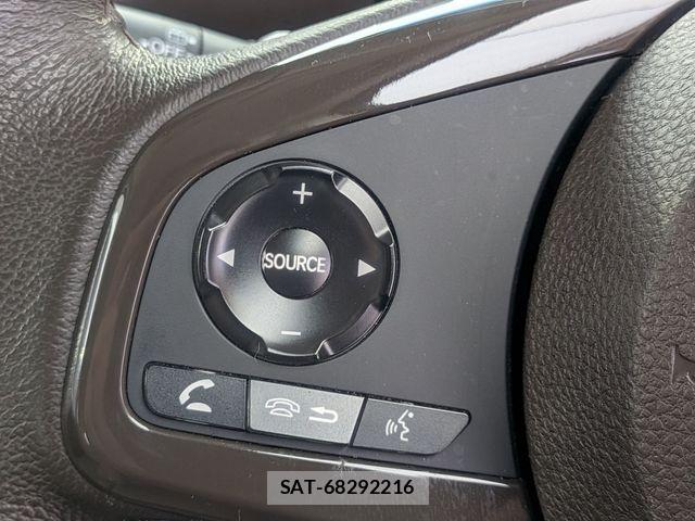 Honda N BOX 2021-05 8881028-17
