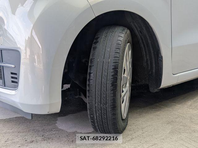 Honda N BOX 2021-05 8881028-24
