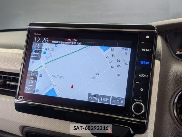 Honda N BOX 2021-05 8881028-3
