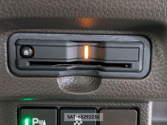 Honda N BOX 2021-05 8881028-8