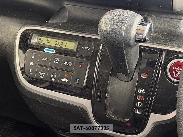 Honda N BOX 2013-11 8881067-10