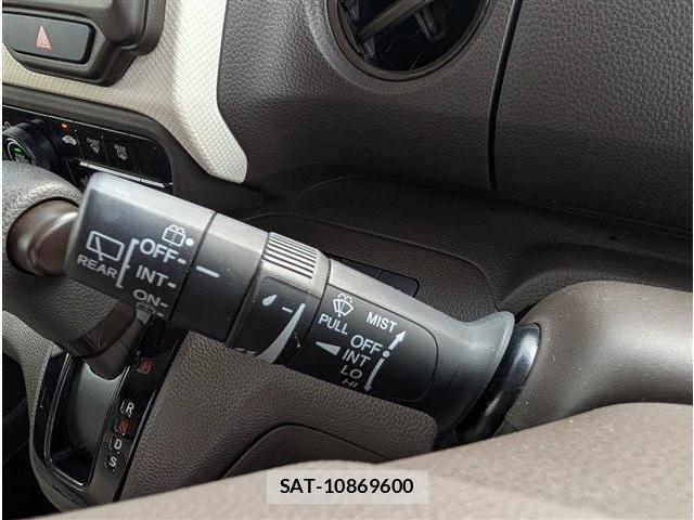 Honda N BOX 2022-01 8881033-20