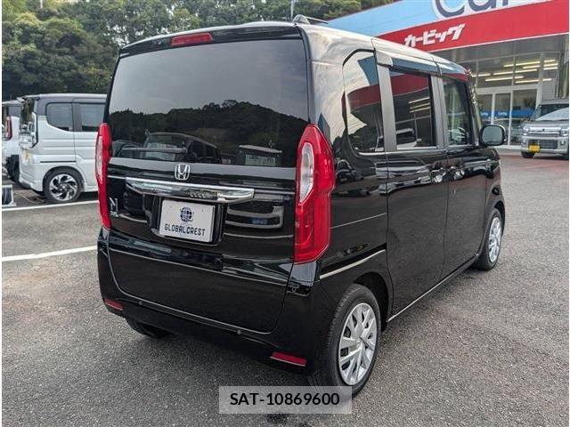 Honda N BOX 2022-01 8881033-5