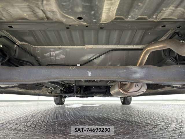 Honda N BOX 2021-04 8881023-13