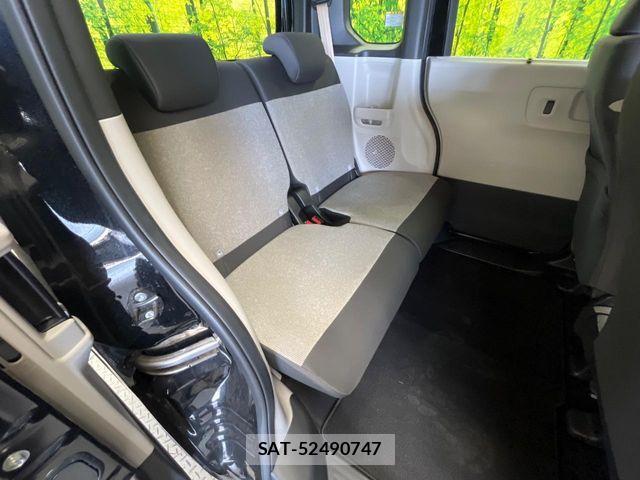 Honda N BOX 2024-08 8881007-9