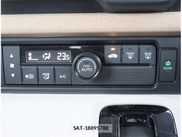 Honda N BOX 2024-05 8881004-19