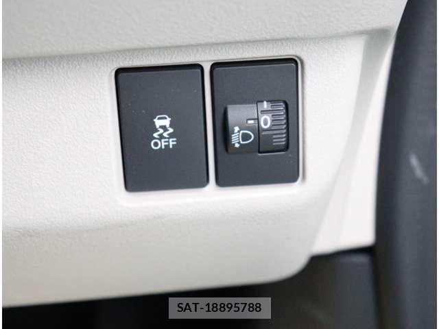 Honda N BOX 2024-05 8881004-29